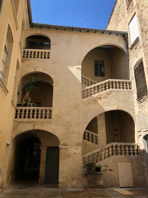 Appartement P2 De Charme - Centre-Ville Nimes Exterior foto